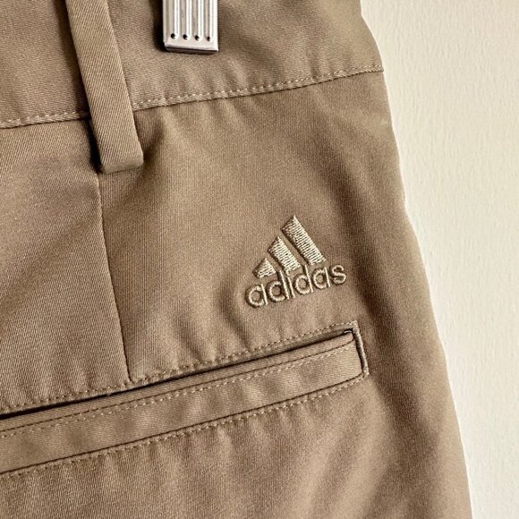 Adidas Men's Khaki 10" Shorts. Size 34. Beige. Polyester - Picture 3 of 9